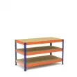 Mesa de trabajo azul y naranja con 3 bandejas de aglomerado